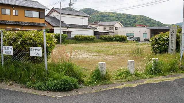 民俗資料館緑地の出入り口