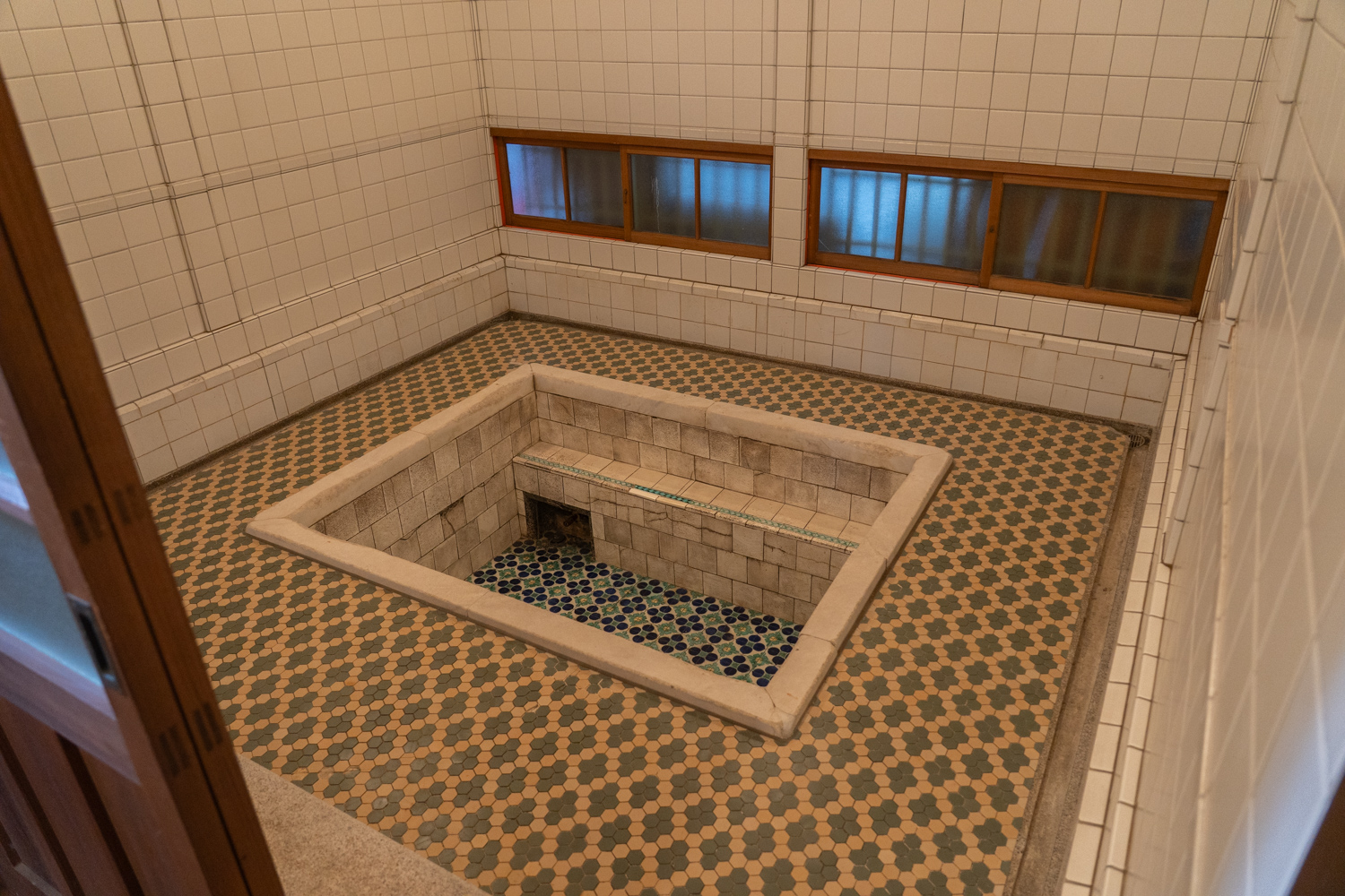 十銭湯浴場 男性側