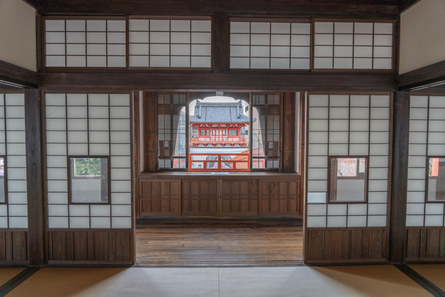 武雄温泉 新館 出窓