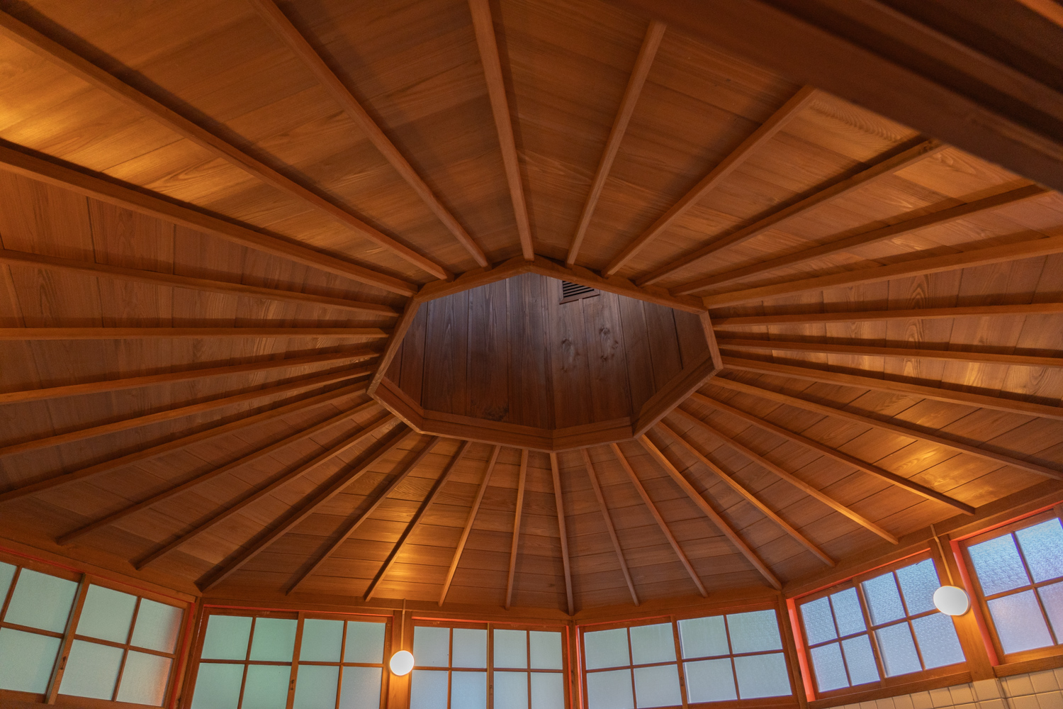 五銭湯浴場 男性側 天井