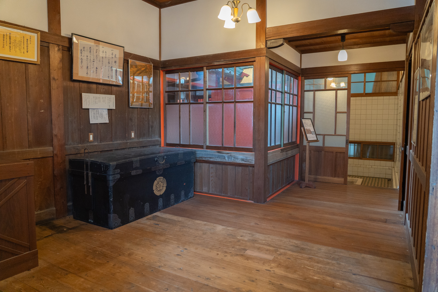 男十銭湯浴場 脱衣場