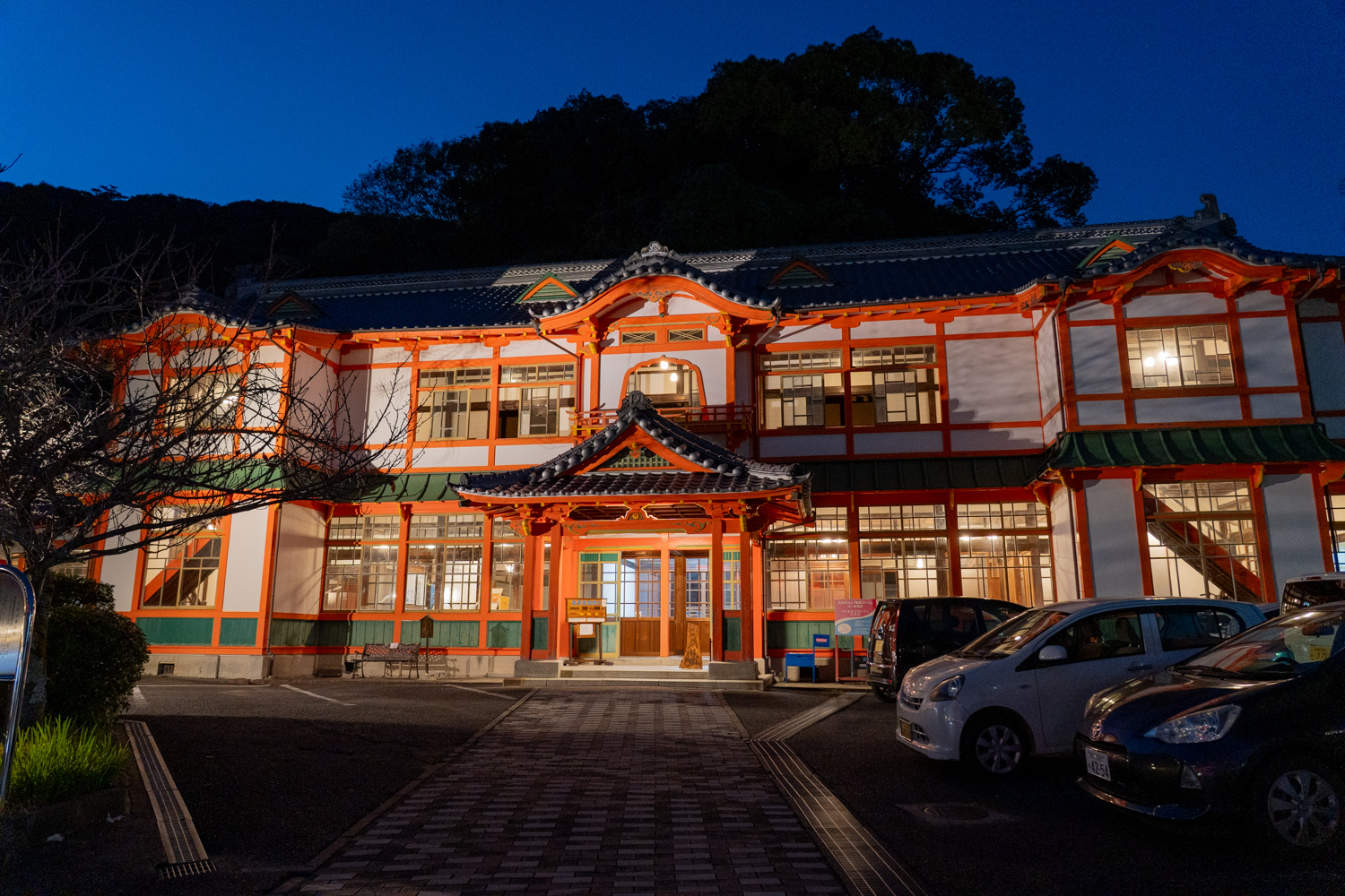 武雄温泉 新館 ライトアップ