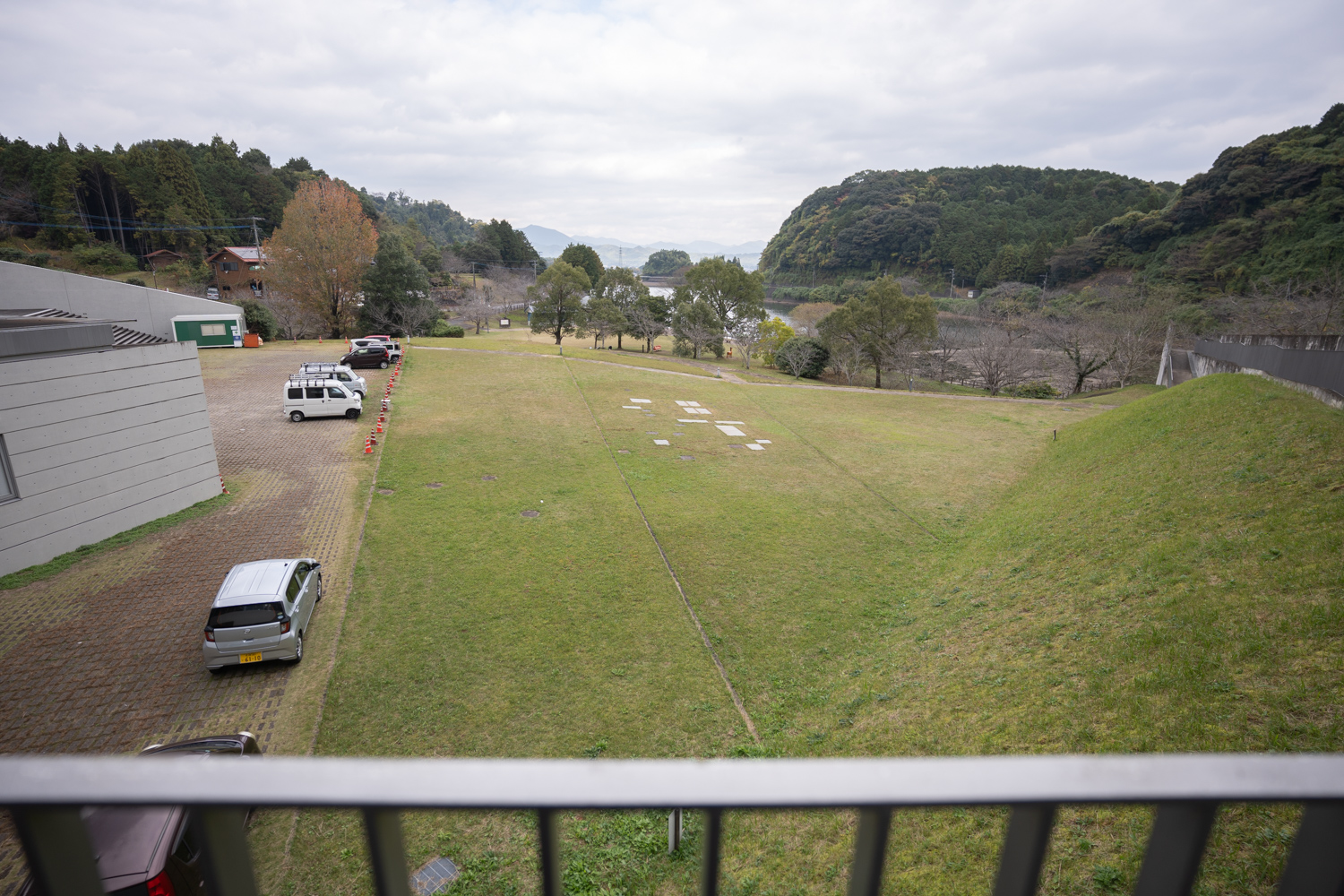 ゆめぎんが レストラン外 宇宙人の逃走ルート