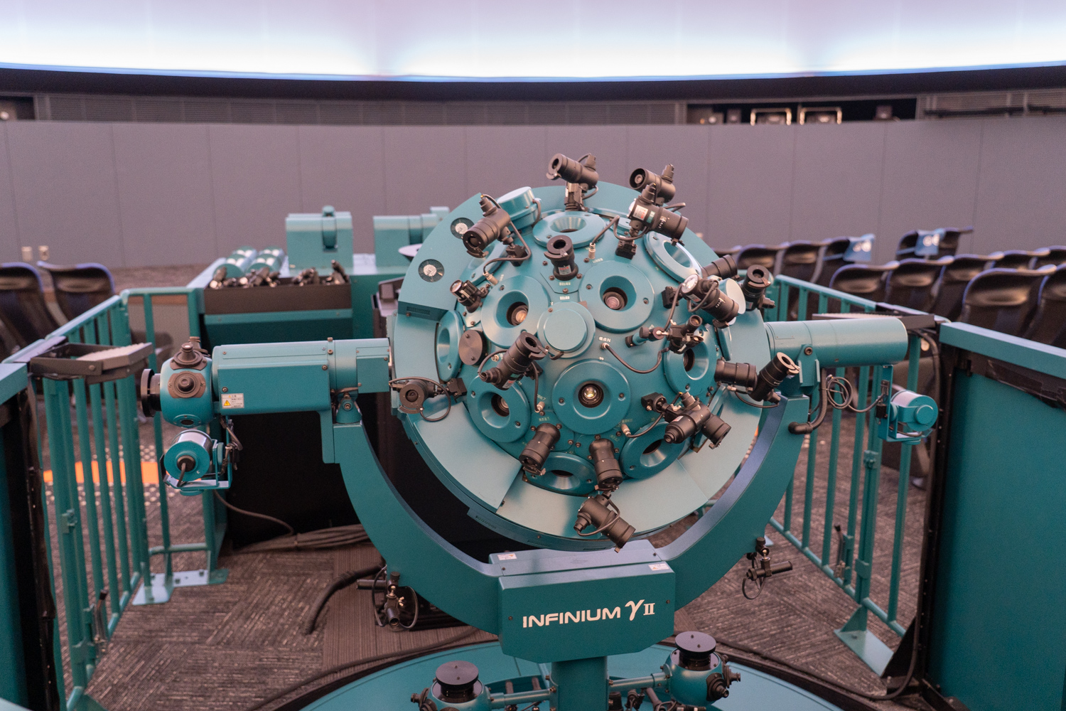 プラネタリウムの投影機